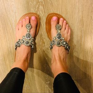 NWT Mystique Boutique Crystal Jeweled Sandals